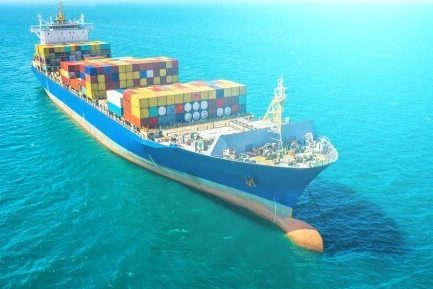 Container merchant vessel