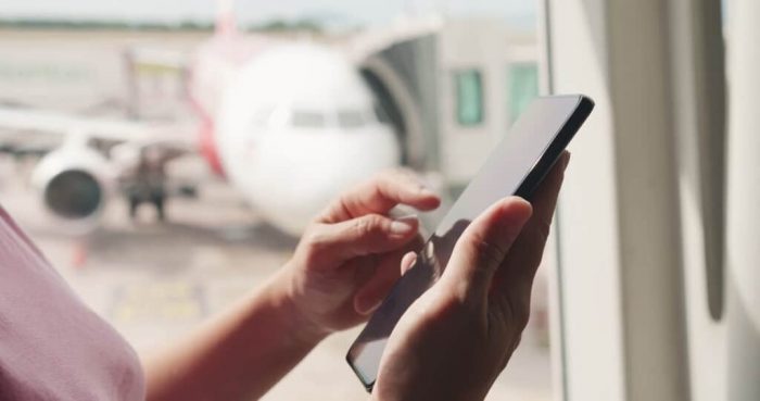 phone-airport-1024×540