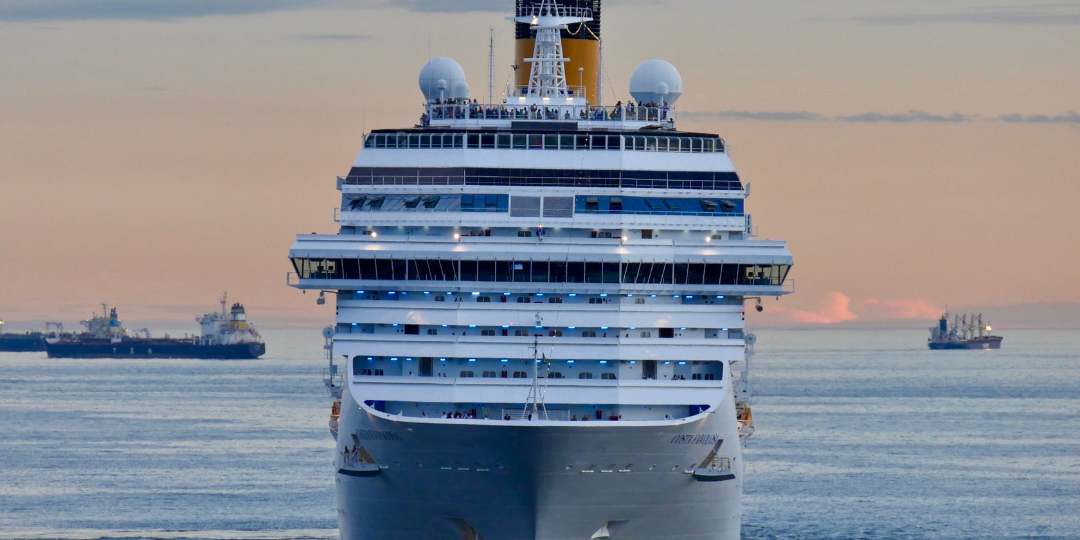 Cruise Ship